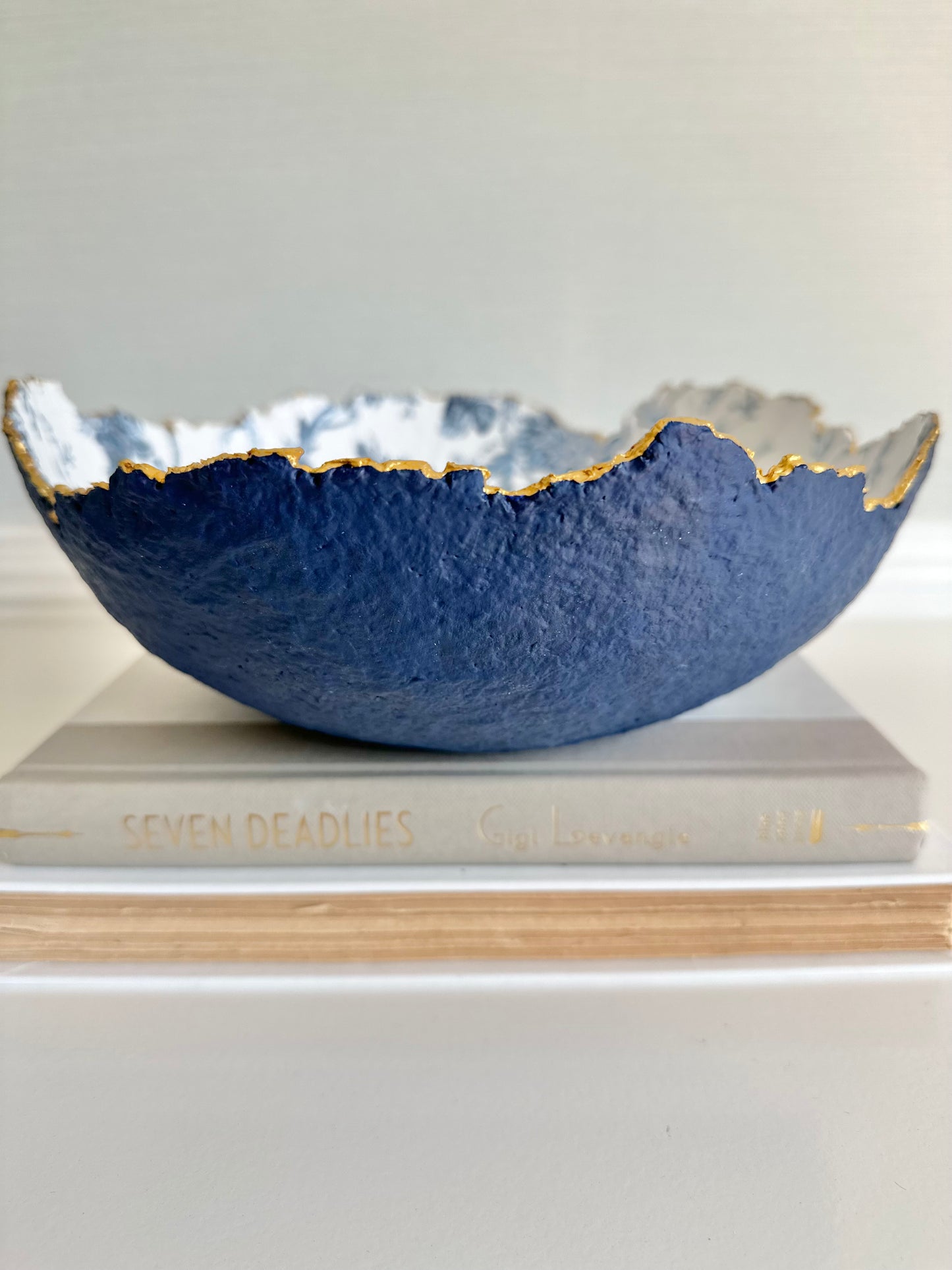 Blue Floral Decorative Eggshell Bowl Paper Mache Material