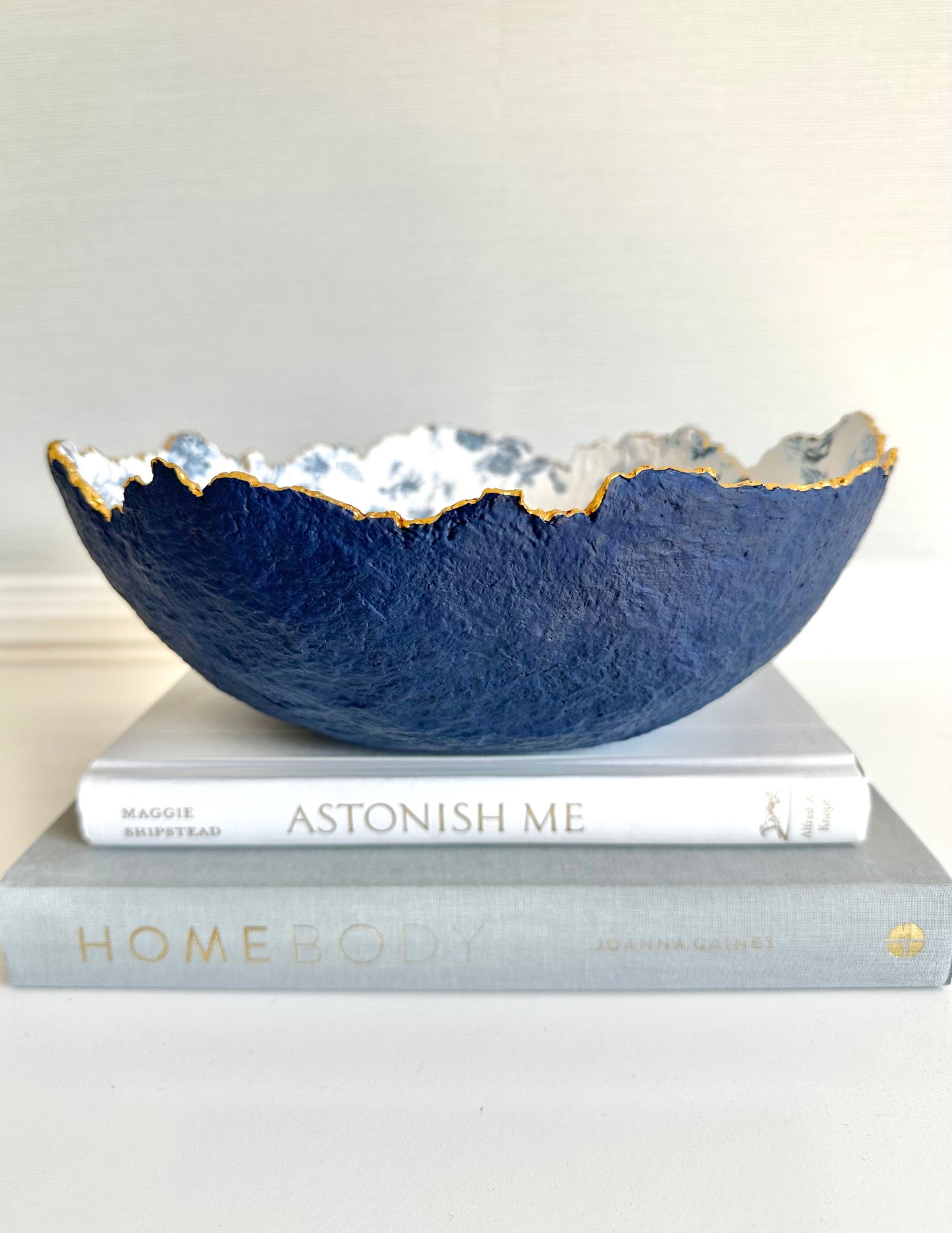 Blue Floral Decorative Eggshell Bowl Paper Mache Material