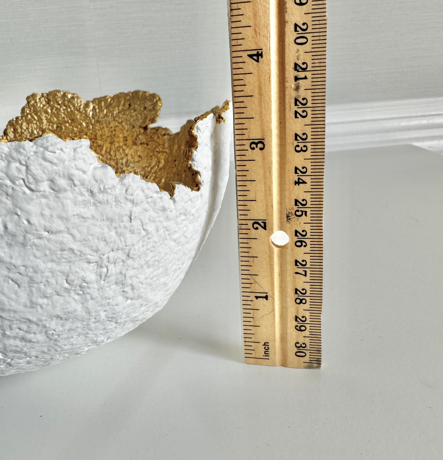 White and Gold Decorative Eggshell Bowl Paper Mache Material